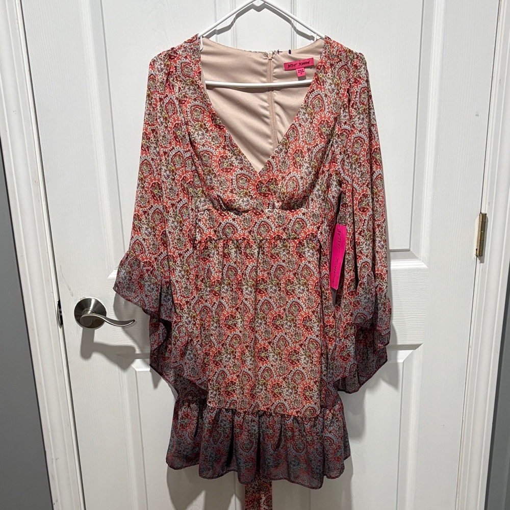 Betsey Johnson Coral & Cream Paisley V-Neck Dress Size 10 NWT